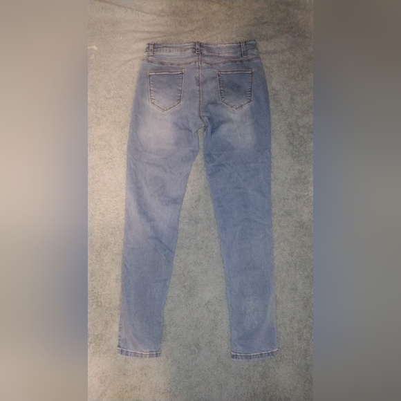 Light blu denim co. skinny jeans - Picture 2 of 2
